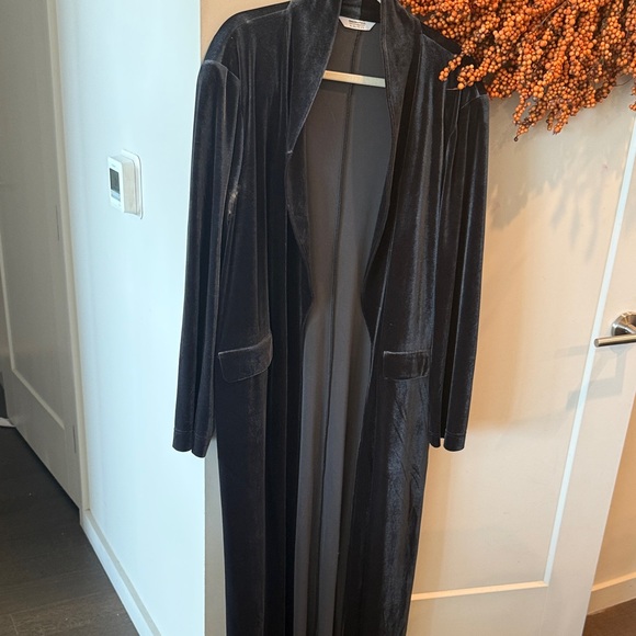 Smash + Tess Jackets & Blazers - Smash + Tess charcoal duster. Velvet.